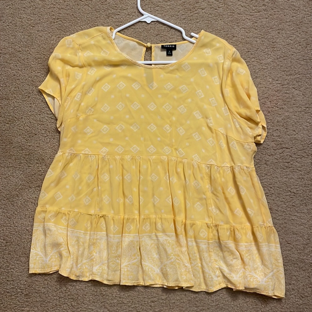 Torrid Yellow Aztec Bouse. Women’s Plus Size 0 - Picture 3 of 5